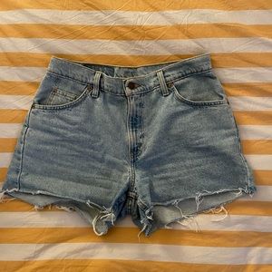 VINTAGE 36941 ORANGE TAB LEVI’S SHORTS